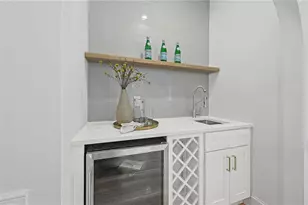 1018 Mill Creek Manor NE, Brookhaven, GA 30319 - Photo 16