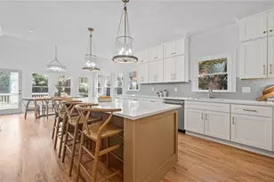 1018 Mill Creek Manor NE, Brookhaven, GA 30319 - Photo 10