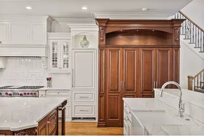 3594 Tuxedo Court, Atlanta, GA 30305 - Photo 6