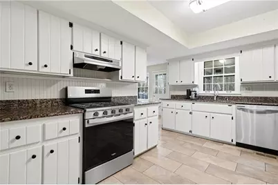 793 Fox Hollow Parkway, Marietta, GA 30068 - Photo 4