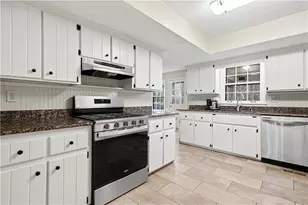 793 Fox Hollow Pkwy, Marietta, GA 30068 - Photo 4