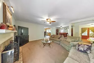 31 Fawn Lake Trail NE, White, GA 30184 - Photo 8
