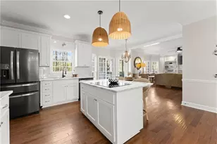 210 Weatherwood Cir, Alpharetta, GA 30004 - Photo 16