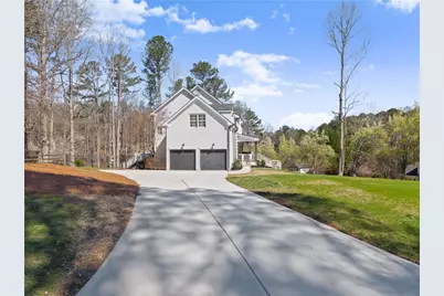 210 Weatherwood Circle, Alpharetta, GA 30004 - Photo 4