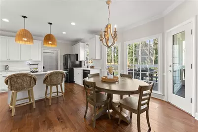 210 Weatherwood Circle, Alpharetta, GA 30004 - Photo 12