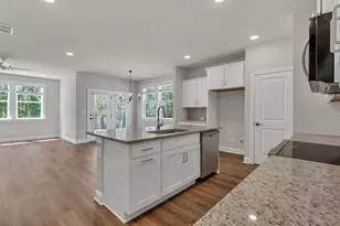 2404 Malster Ln, Lawrenceville, GA 30043 - Photo 6