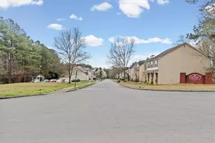 4901 Robinson Square Dr NW, Acworth, GA 30101 - Photo 38