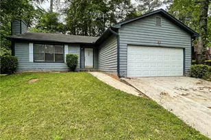2217 Lowtrail Ct, Lithonia, GA 30058 - Photo 1