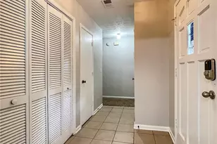 2217 Lowtrail Ct, Lithonia, GA 30058 - Photo 12