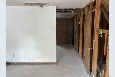 5151 Lakeview Court, Austell, GA 30106 - Photo 4