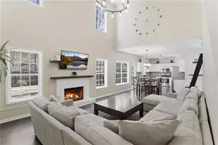 4405 Red Rock Point, Suwanee, GA 30024 - Photo 2