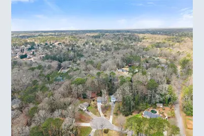 4691 Lucerne Valley Road SW, Lilburn, GA 30047 - Photo 50