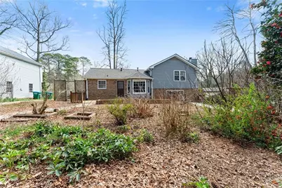 4691 Lucerne Valley Road SW, Lilburn, GA 30047 - Photo 44