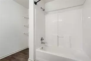 555 Cardell Cir SE, Mableton, GA 30126 - Photo 16