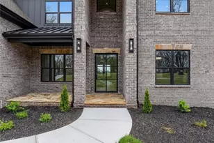 3267 N Bogan Rd, Buford, GA 30519 - Photo 4