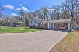 1440 Beechwood Cir, Lawrenceville, GA 30046 - Photo 2