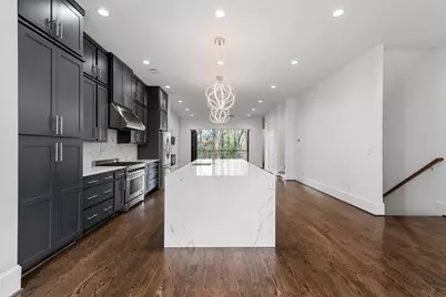 1099 Briar Cove Circle, Atlanta, GA 30329 - Photo 4