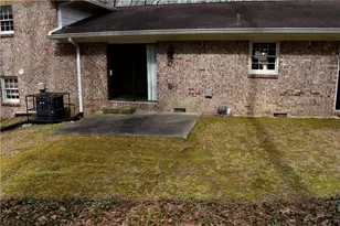 2576 Peyton Woods Trail SW, Atlanta, GA 30311 - Photo 32