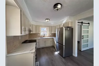 3854 Davis Street, Suwanee, GA 30024 - Photo 8