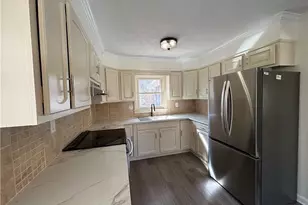 3854 Davis St, Suwanee, GA 30024 - Photo 10