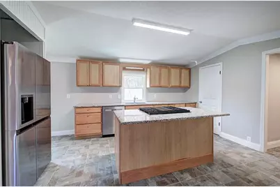 838 Spring Place Road NE, White, GA 30184 - Photo 10