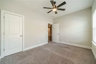 347 Villa Park Cir, Stone Mountain, GA 30087 - Photo 20