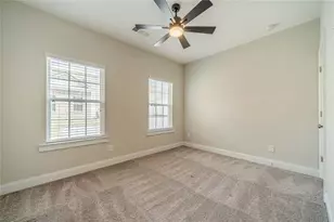 347 Villa Park Cir, Stone Mountain, GA 30087 - Photo 18