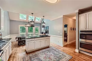 110 Boulder Dr, Roswell, GA 30075 - Photo 2