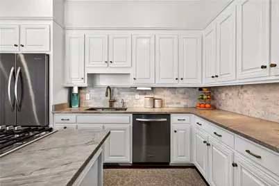 635 Idlewood Drive, Atlanta, GA 30327 - Photo 8