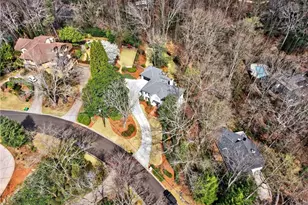 635 Idlewood Dr, Atlanta, GA 30327 - Photo 42