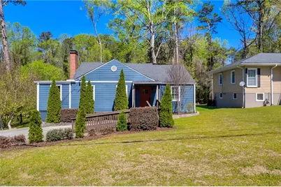 2035 Beecher Rd, Atlanta, GA 30311 - Photo 2