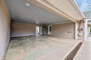 1183 E Ridge Road E, Gainesville, GA 30501 - Photo 2