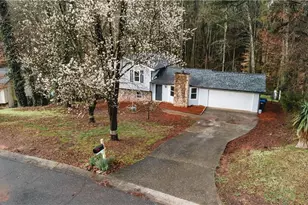 3043 Fireside Dr, Snellville, GA 30078 - Photo 4