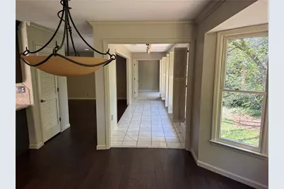 4 Plantation Drive NE #B, Atlanta, GA 30324 - Photo 6