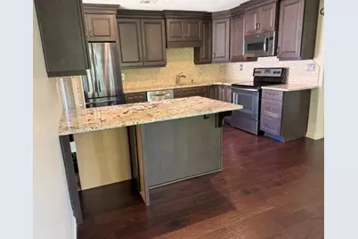 4 Plantation Drive NE #B, Atlanta, GA 30324 - Photo 4