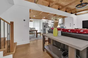 70 Bonnie Ln, Atlanta, GA 30328 - Photo 16