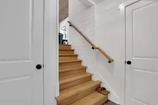 70 Bonnie Ln, Atlanta, GA 30328 - Photo 32