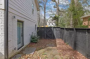 70 Bonnie Ln, Atlanta, GA 30328 - Photo 38