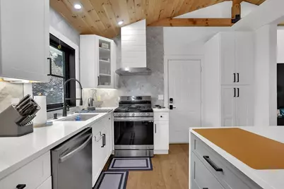 70 Bonnie Lane, Atlanta, GA 30328 - Photo 12