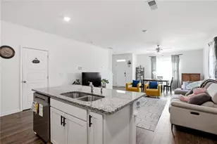 810 Elgin Trl, Lawrenceville, GA 30045 - Photo 4