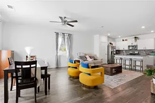 810 Elgin Trl, Lawrenceville, GA 30045 - Photo 2