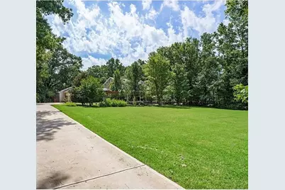 5230 W Shore Drive SW, Conyers, GA 30094 - Photo 8