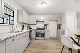 9573 Briar Creek Ct, Jonesboro, GA 30238 - Photo 8