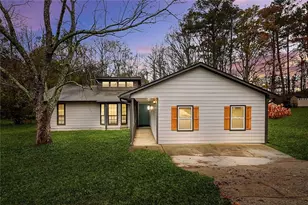 9573 Briar Creek Ct, Jonesboro, GA 30238 - Photo 1