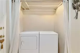 811 Longfellow Ct, Stone Mountain, GA 30088 - Photo 24