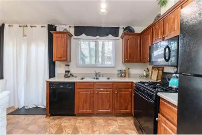 811 Longfellow Court, Stone Mountain, GA 30088 - Photo 22