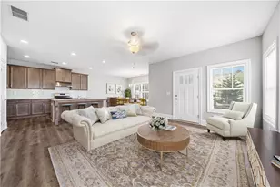 1763 Stone Hedge Dr NW, Atlanta, GA 30318 - Photo 8