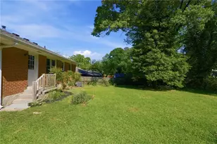 837 Northview Dr, Forest Park, GA 30297 - Photo 24