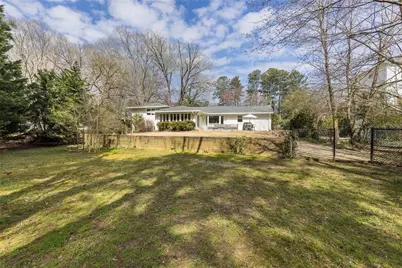 775 E Powderhorn Road NE, Sandy Springs, GA 30342 - Photo 54