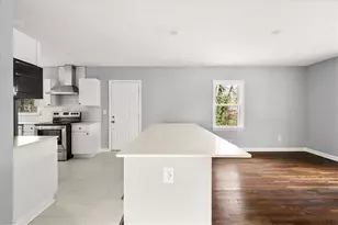 2763 Baker Ridge Dr NW, Atlanta, GA 30318 - Photo 8